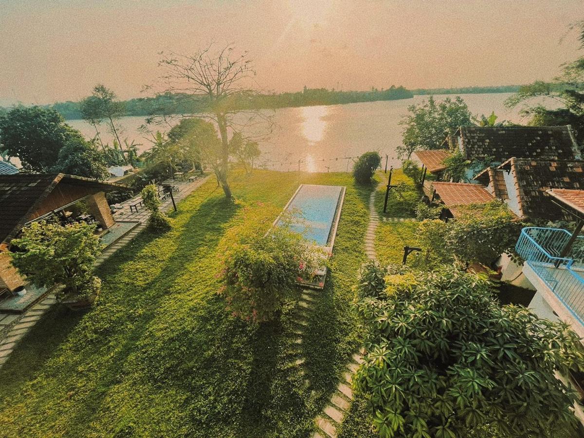 La Y Riverview Hué Extérieur photo