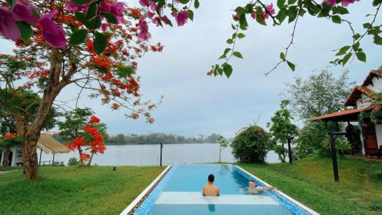 La Y Riverview Hué Extérieur photo